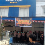 Demonstran Desak Mentri Keuangan Copot Kepala KPP Pratama Mamuju Atas Dugaan Pungli