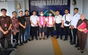 Kejari Mamuju Tahan 2 Tersangka Kasus Korupsi Makan-Minum DPRD Rp795 Juta