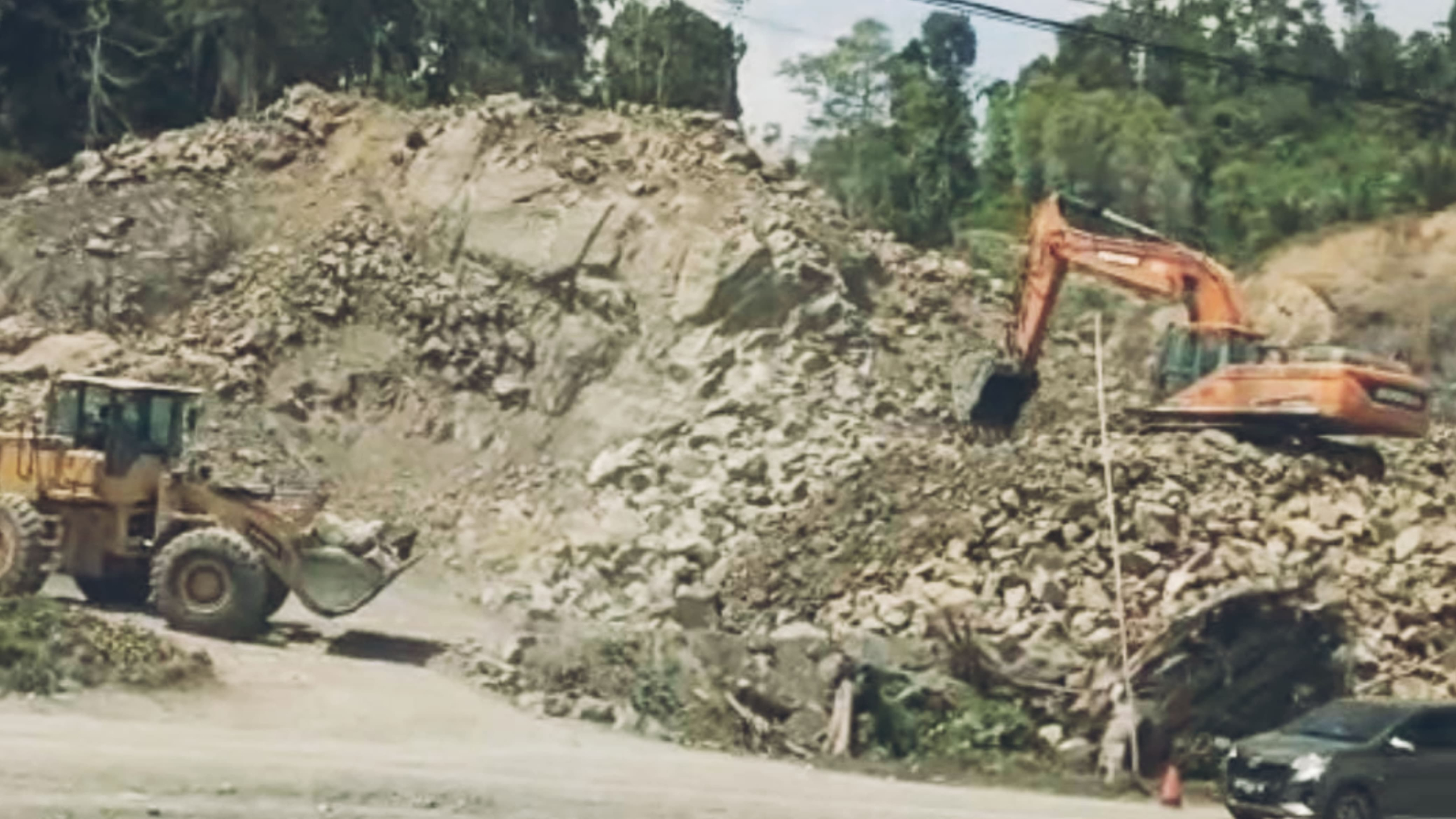 Kembali Beroperasi, Warga Soroti Aktivitas Galian C di Kambunong Mamuju Tengah 
