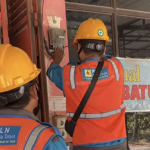 Lampu Warga di Majene 2 Bulan Padam, Pihak PLN Bilang Begini! 