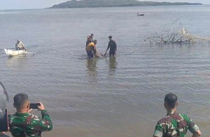 BREAKING NEWS: Warga Karema Mamuju Temukan Mayat di Pantai