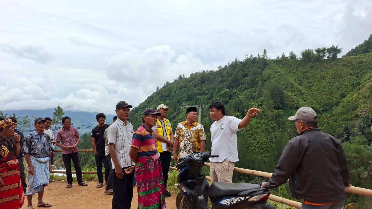 Bupati Mamasa Sosialisasi Proyek Jalan Mamasa-Toraja di Tadokalua