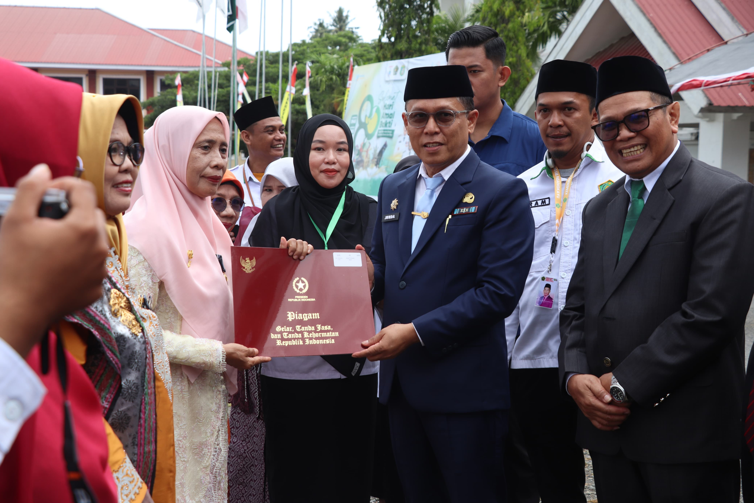 Refleksi HAB ke-80: Sekda Sulbar Ingatkan Peran Kemenag Kunci Keamanan dan Kerukunan Daerah
