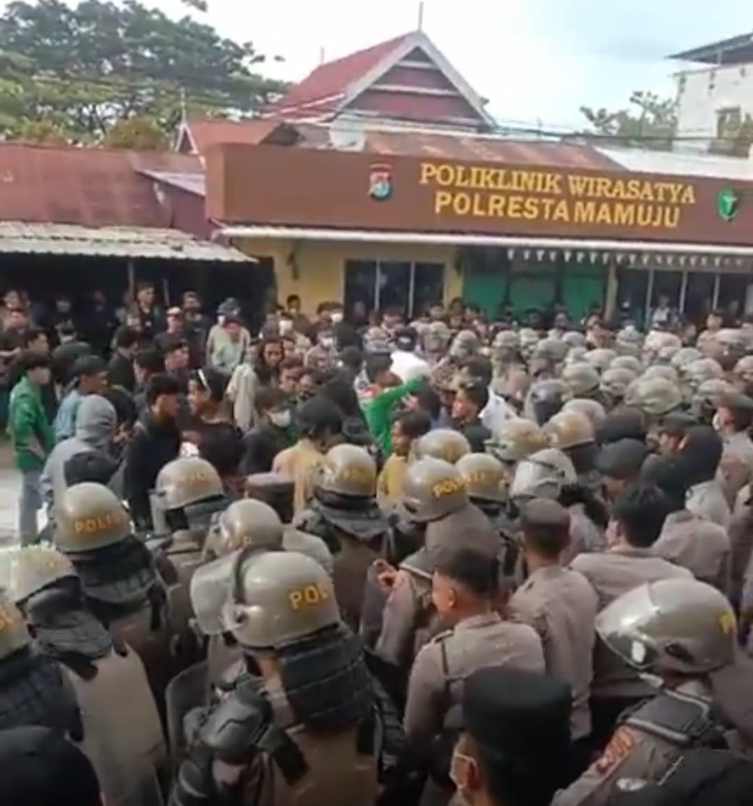 Aksi Berujung Ricuh:  Kedua Bela Pihak Alami Luka Luka 