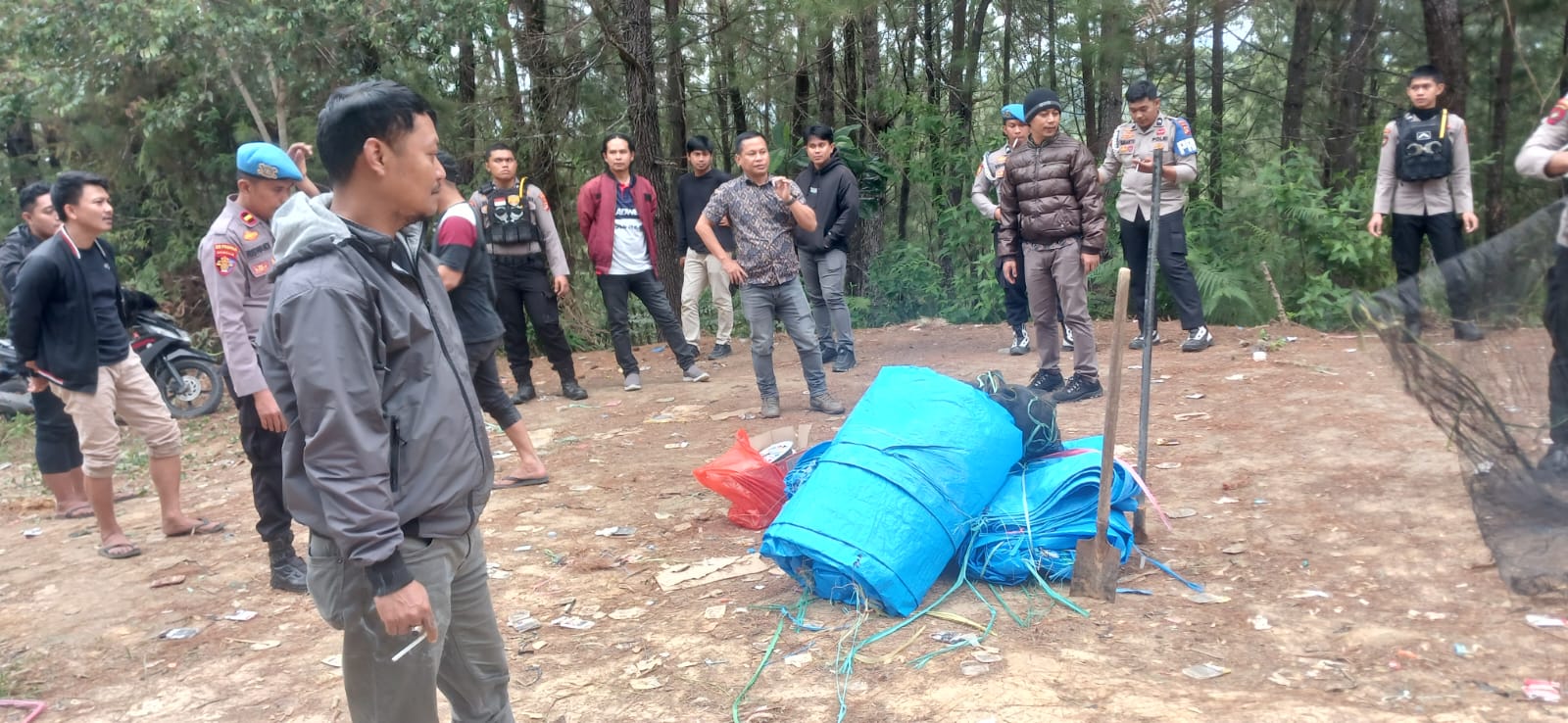 Polres Mamasa Bongkar Arena Judi Sambung Ayam di Kariango