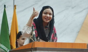 Profil Singkat Annisa Suci Ramadhani, Bupati Perempuan Pertama di Sumbar