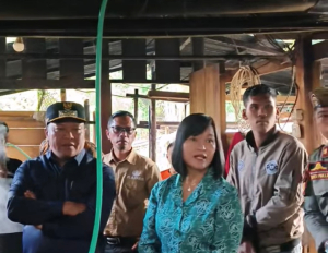 Pastikan Pasokan Program MBG, Bupati Mamasa Tinjau Industri Tempe di Tamalantik