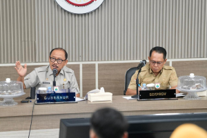 Rakor MBG Sulbar, Gubernur Suhardi Duka Dorong Optimalisasi SPPG dan Libatkan Pemasok Lokal 