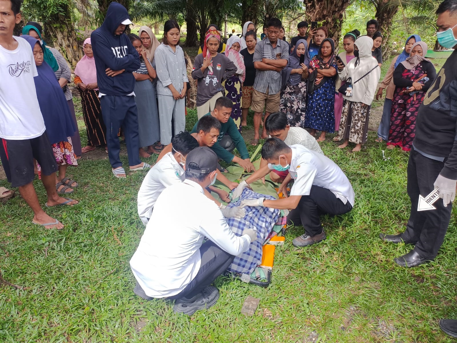 Mayat Mengapung di Sungai Benggaulu Gegerkan Warga