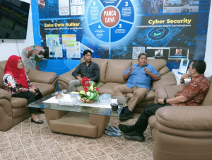 DiskominfoSS Sulbar Terima Audiensi Densus 88, Kolaborasi Antisipasi Bahaya Medsos dan Game Tak Ramah Anak   