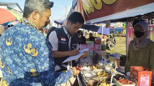 BPOM dan Dinkes Mateng Sidak Takjil di Topoyo-Tobadak, Ada Produk Kedaluwarsa