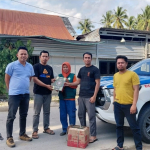Istri Almarhum Wagub Sulbar Berbagi Al-Qur’an