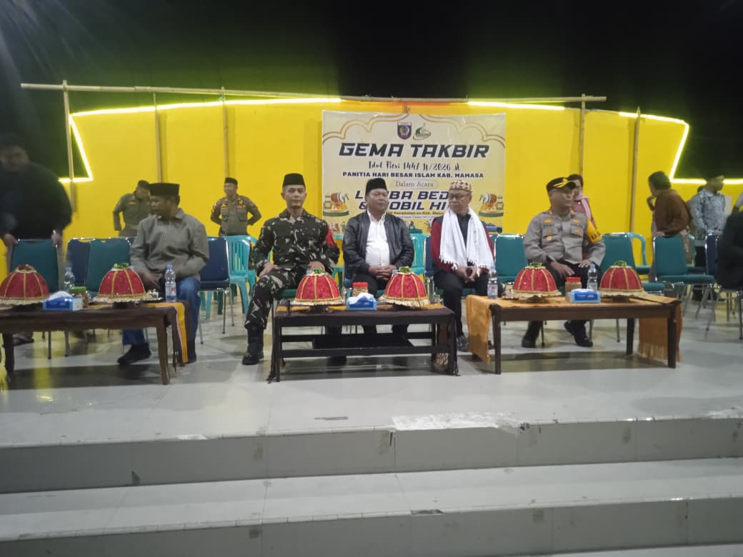 Gema Takbir di Bumi Kondosapata, Ribuan Warga Mamasa Tumpah Ruah Rayakan Malam Takbiran