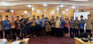 Ironis, Camat di Mamasa Keluhkan Anggaran Minim Hingga Berkantor di Bangunan Pasar