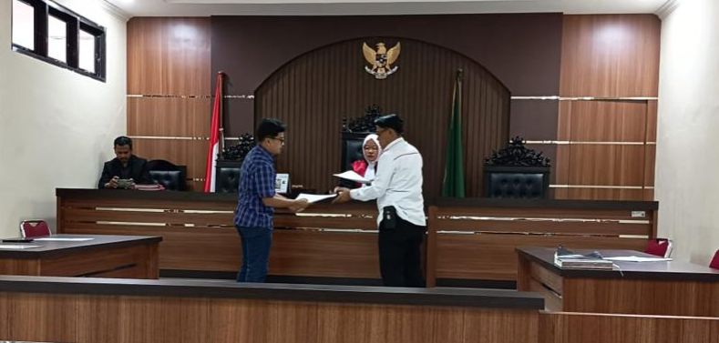 PN Mamuju Tolak Praperadilan Oknum ASN Tersangka Penipuan Rp600 Juta