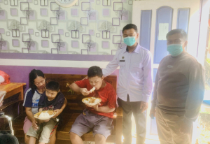Wujudkan Kesetaraan Gizi, SPPG Osango Kunjungi Penyandang Disabilitas di Mamasa