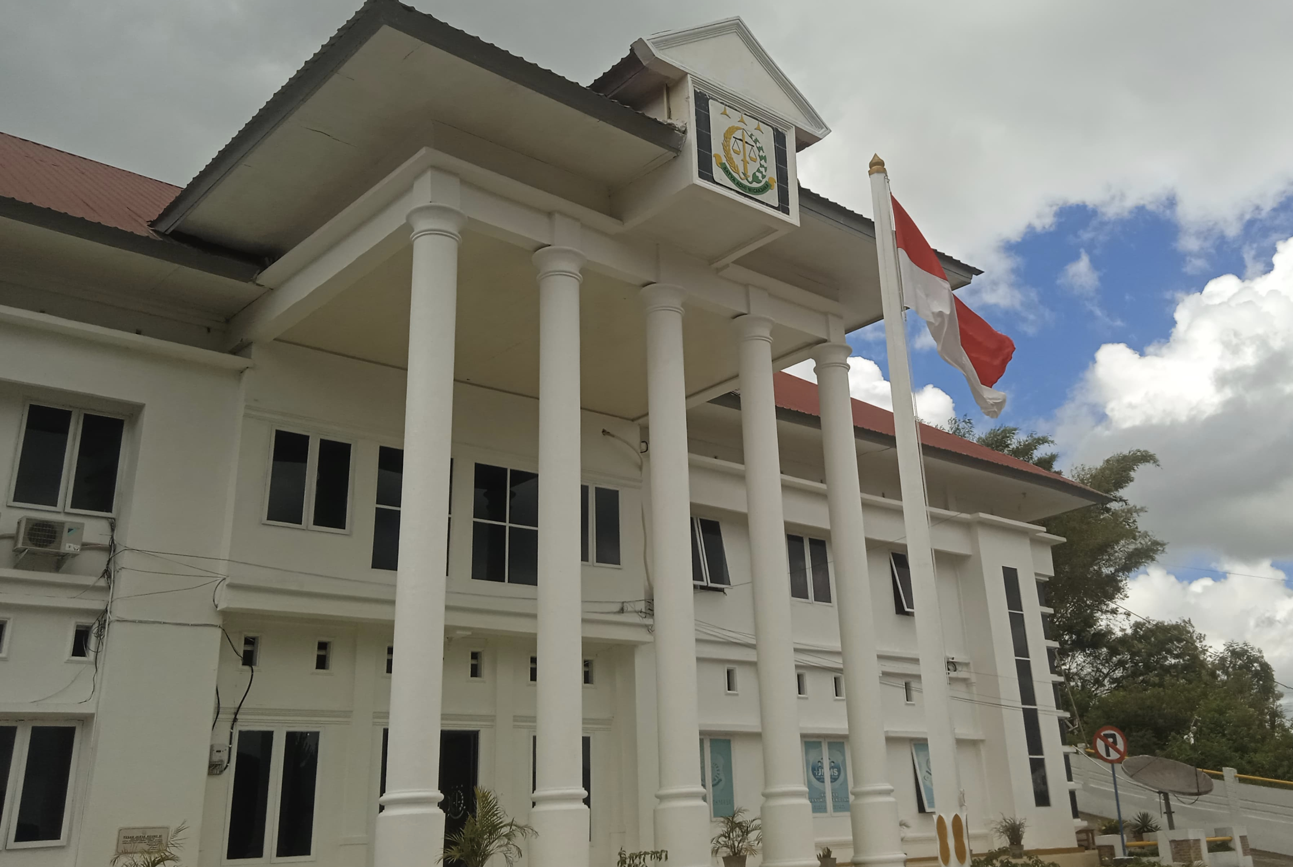 Keluarga Korban Dugaan Pemerkosaan Oleh Oknum PNS Desak Transparansi Kejari Mamasa