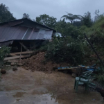 BREAKING NEWS: Tanah Longsor Terjang Pemukiman di Aralle, Satu Rumah Tertimbun