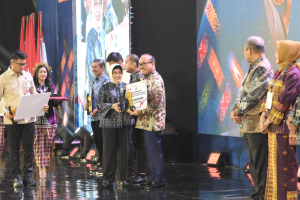 Sukses Tekan Pengangguran, Sulbar Raih Penghargaan Provinsi Terbaik dari Kemendagri