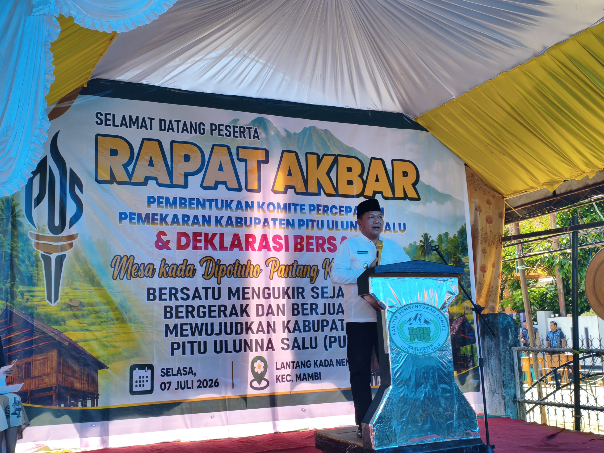 Bupati Mamasa Buka Rapat Akbar Pembentukan Komite Percepatan Pemekaran Kabupaten PUS