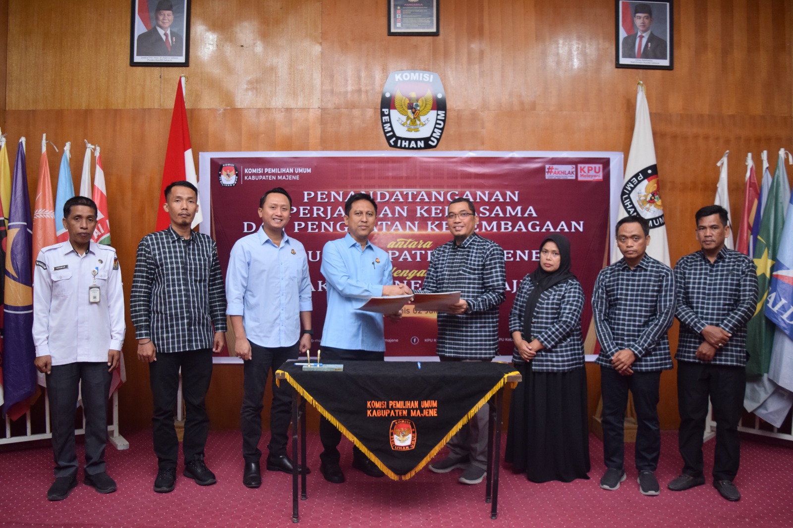 Perkuat Pengawasan dan Kepastian Hukum Pemilu, Kejari dan KPU Majene Resmi Teken MoU Kerjasama