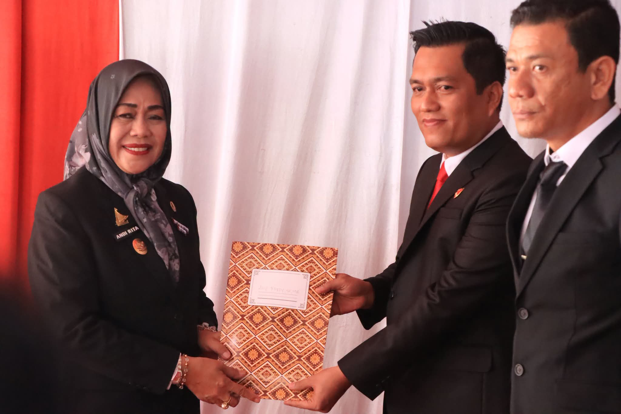 Ungkap Pembunuhan Sadis, Reskrim Polres Majene Terima Penghargaan di HUT Bhayangkara ke-80 dari Pemkab