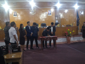 DPRD dan Pemkab Mamasa Sahkan Tiga Ranperda, Termasuk APBD Perubahan 2026