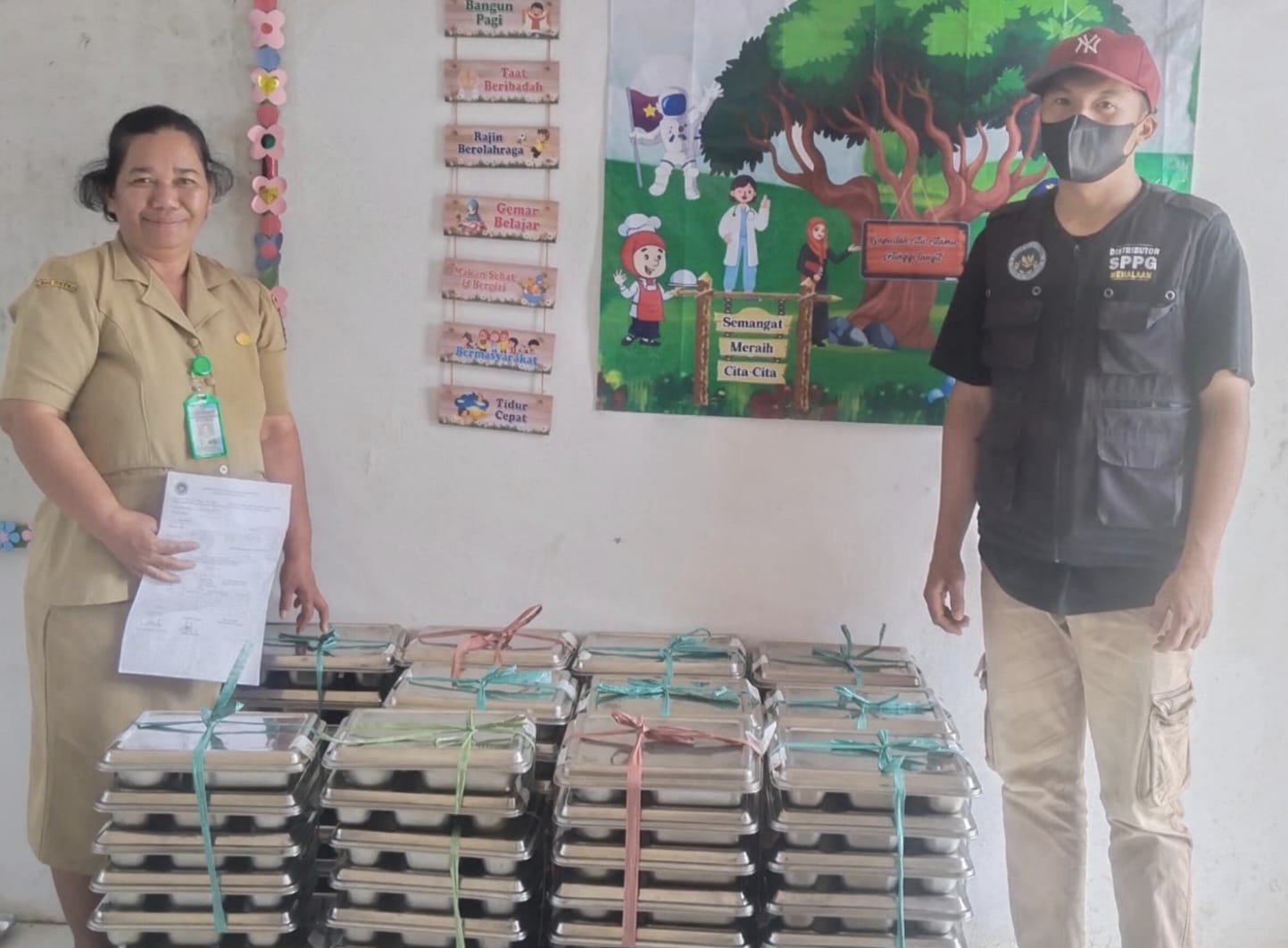 SPPG Mehalaan Salurkan MBG kepada 1.724 Penerima Manfaat, Sasar 31 Sekolah dan 12 Posyandu